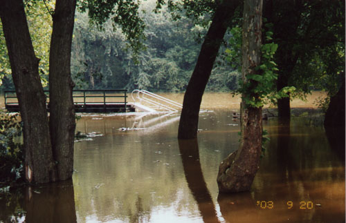 2003 Flood in Confluence Park