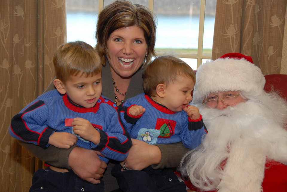 06SantaBreakfast213.jpg