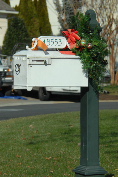 2018 Dec Holiday Mailboxes